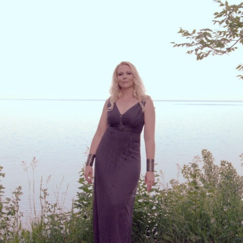 Photo of Victoria Gydov by: Paul Longo